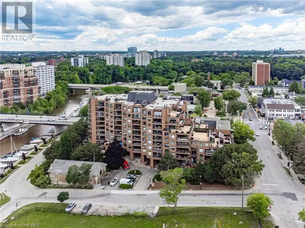 Oakville, ON L6J6M9,100 LAKESHORE Road E Unit# 1104