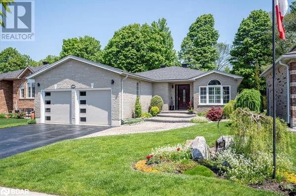 104 CROMPTON Drive, Barrie, ON L4M6P1