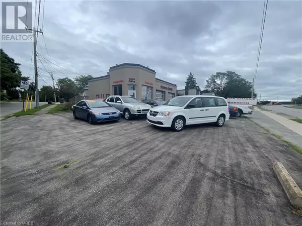 Thorold, ON L2V1Y5,54 ORMOND Street S