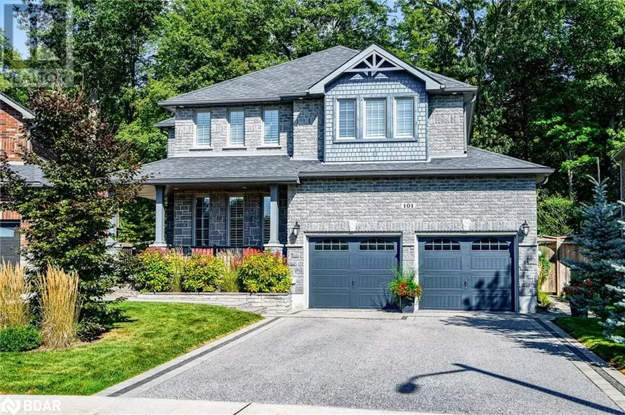 101 JEWEL HOUSE Lane, Barrie, ON L4N5X1