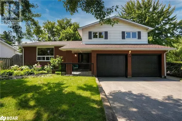 18 CENTENNIAL Avenue, Elmvale, ON L0L1P0