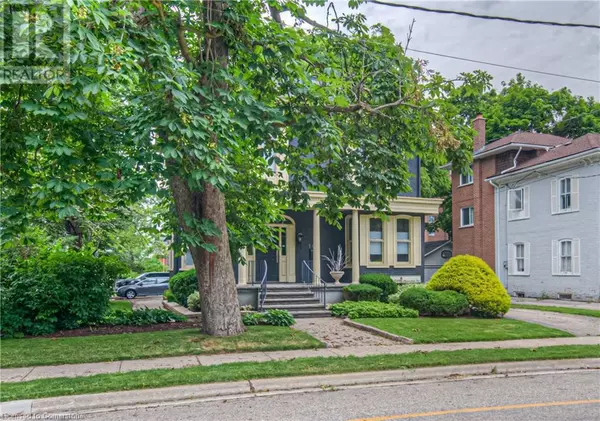 Kitchener, ON N2H4Z4,106 YOUNG Street W