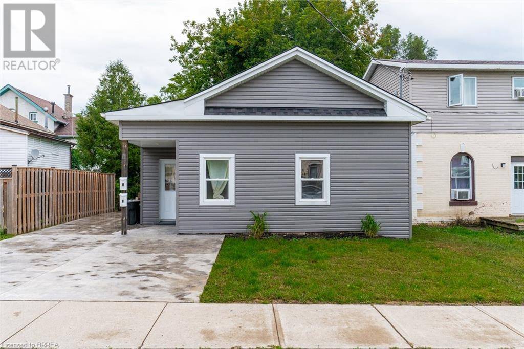 Brantford, ON N3R3W9,11 WASHINGTON Street