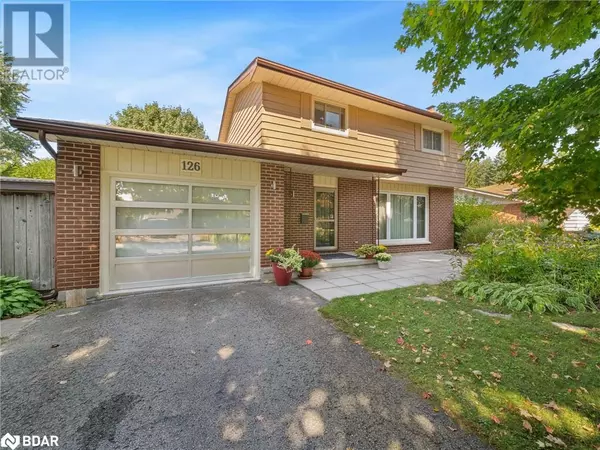 126 MARTIN Drive, Orillia, ON L3V3P3