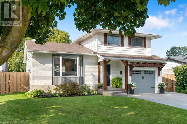 14 LAGUNA Crescent, St. Catharines, ON L2M6Z9