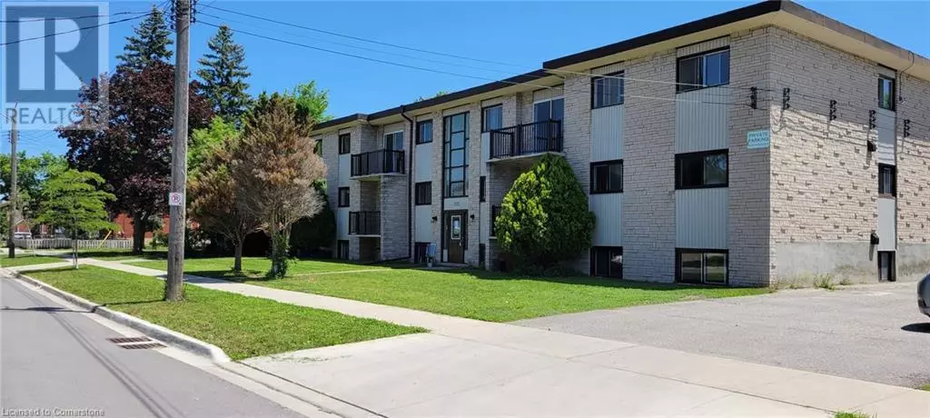 203 MAUSSER Avenue Unit# 11, Kitchener, ON N2M3K9