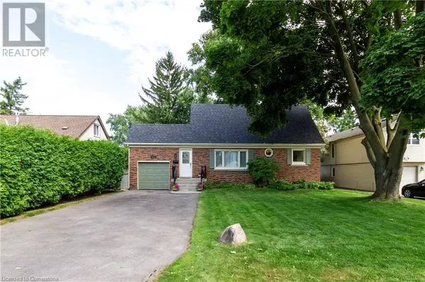 1043 JOAN Drive, Burlington, ON L7T3N1