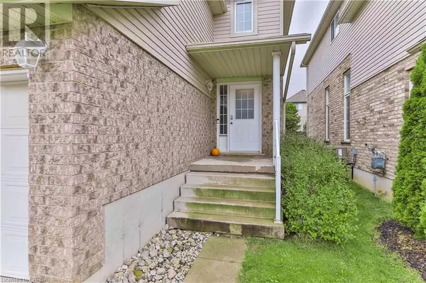 Kitchener, ON N2R1V7,39 CHANTILLY Street