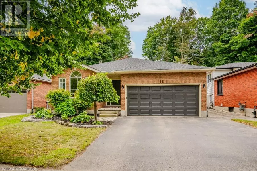 35 CORA Drive, Kitchener, ON N2N3C6