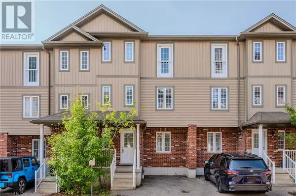 55 MOOREGATE Crescent Unit# 8, Kitchener, ON N2M0A6