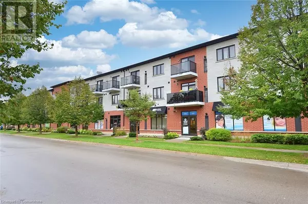 Waterdown, ON L8B1B5,170 ROCKHAVEN Lane Unit# 320