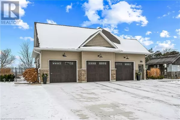 Ancaster, ON N3T5M1,42 PARSONAGE Road