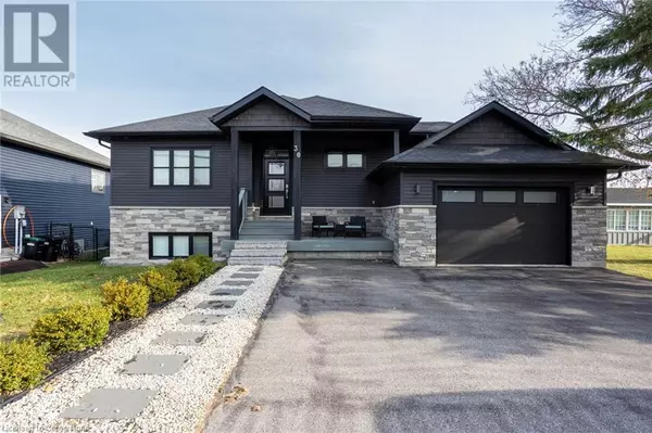 30 LAKESHORE Road, Wasaga Beach, ON L9Z2Y3