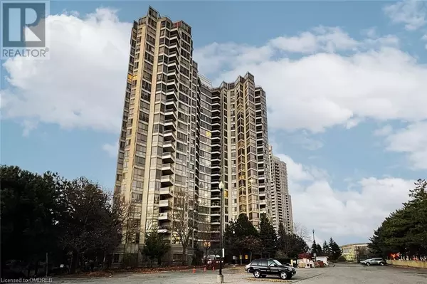 55 KINGSBRIDGE GARDEN Circle Unit# 704, Mississauga, ON L5R1Y1