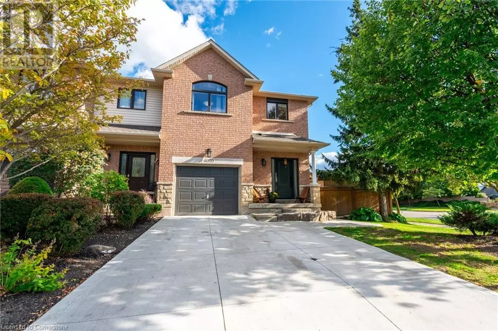 Burlington, ON L7M5A8,4000 ALEXAN Crescent