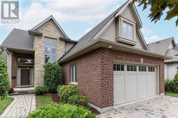 5 XAVIER Court, St. Catharines, ON L2N7T4