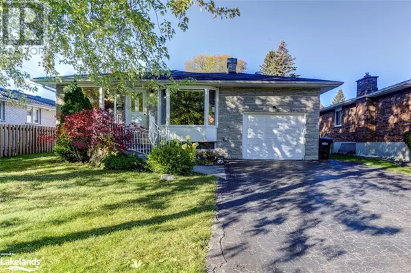 364 WALNUT Street, Collingwood, ON L9Y3C8