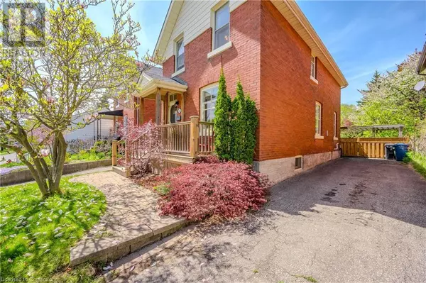 Guelph, ON N1H2L9,37 MERION Street