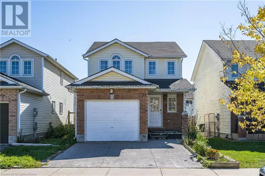 39 DAHLIA Street, Kitchener, ON N2E3Y9