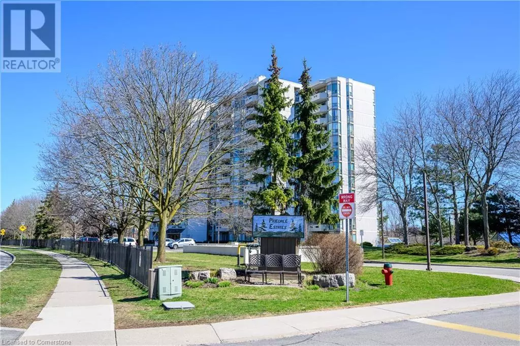 Burlington, ON L7L3V8,5090 PINEDALE Avenue Unit# 203