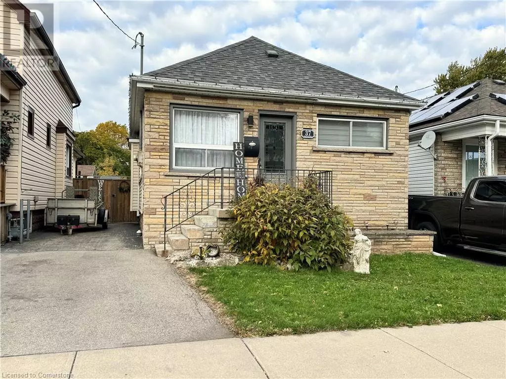 Hamilton, ON L8H4L3,37 HOUGHTON Avenue N