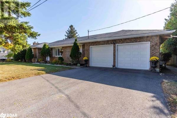 569 MAPLEVIEW Drive E, Barrie, ON L9J0C3