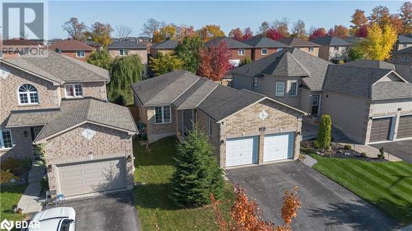 17 MICHELLE Drive, Barrie, ON L4N5Y1