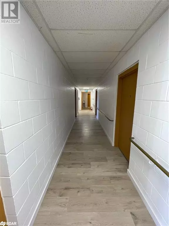 Penetanguishene, ON L9M1N5,39 POYNTZ Street