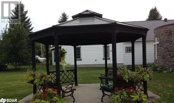 Penetanguishene, ON L9M1N5,39 POYNTZ Street