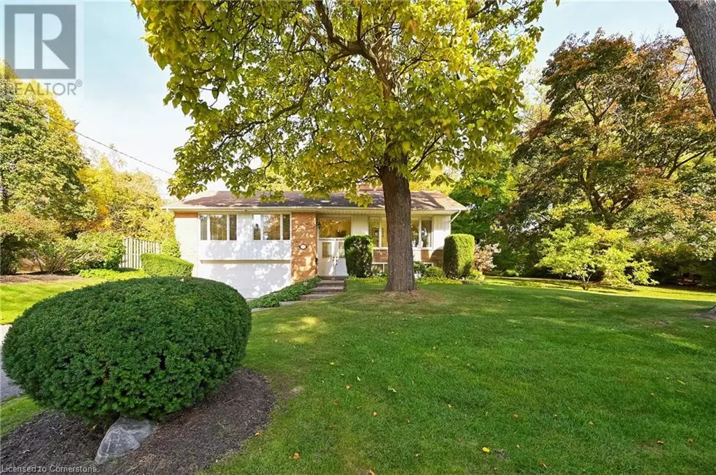 Oakville, ON L6J4R6,257 WEDGEWOOD Drive