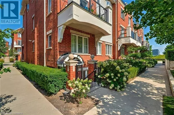 Oakville, ON L6H0J2,2460 POST Road Unit# 20