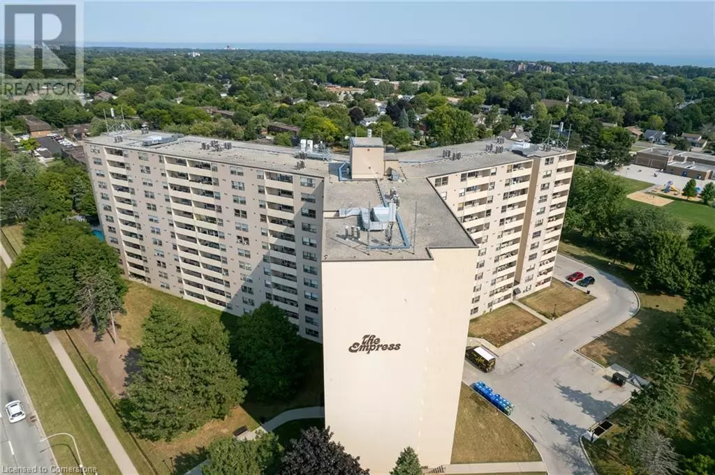 Burlington, ON L7N3M2,700 DYNES Road Unit# 109