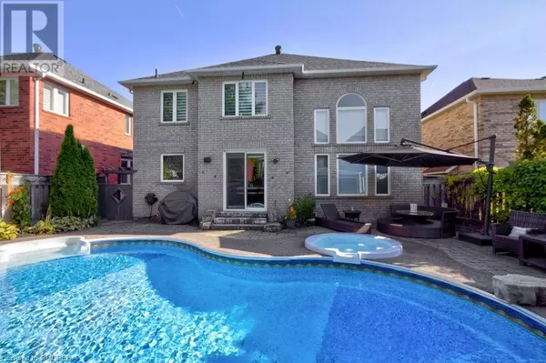 Oakville, ON L6H6T5,1181 LINDENROCK Drive