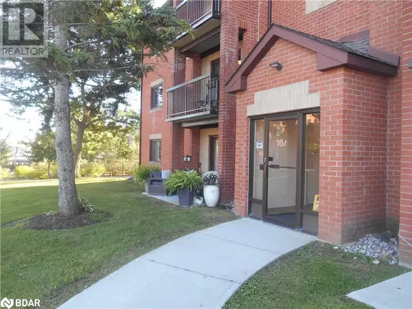 Barrie, ON L4N1L9,167 EDGEHILL Drive Unit# E4