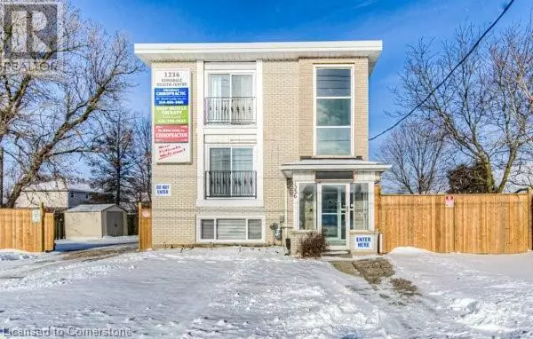 Kitchener, ON N2A1C3,1236 WEBER Street E