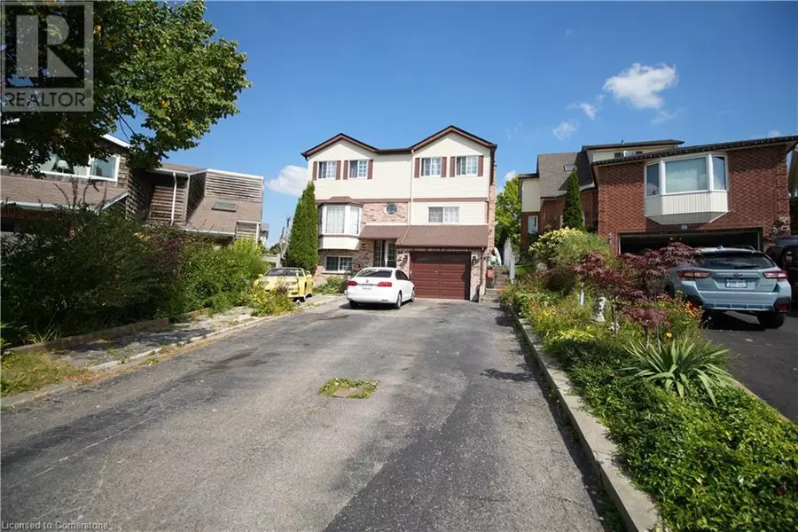 30 KRISTI Place, Kitchener, ON N2A4G7