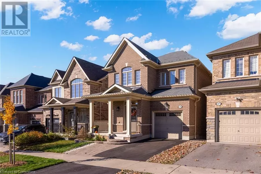 39 STOCKELL Crescent, Ajax, ON L1T0M5