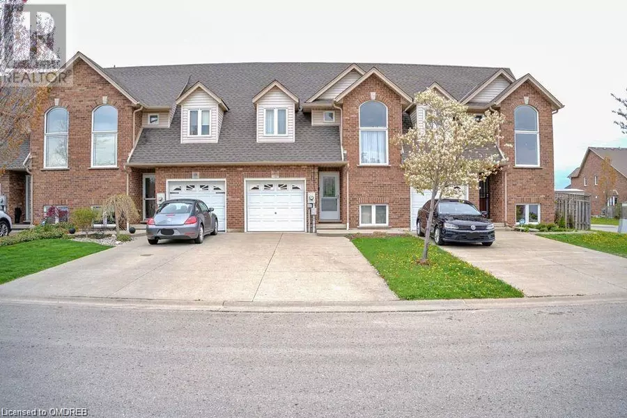 21 BLUEGRASS Crescent, St. Catharines, ON L2P0A8