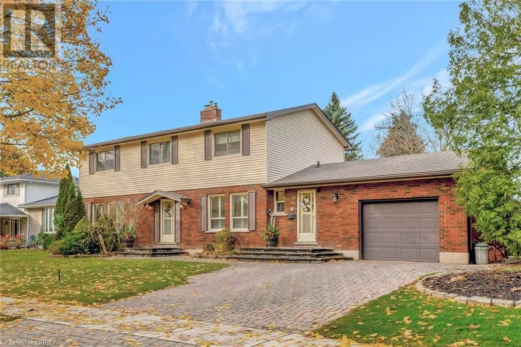 Brantford, ON N3R5Z7,9 ROLLINGWOOD Crescent