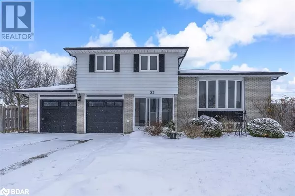 31 LITTLE Avenue, Barrie, ON L4N2Z4