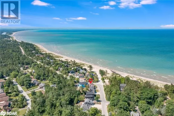 Wasaga Beach, ON L9Z2R5,805 EASTDALE Drive