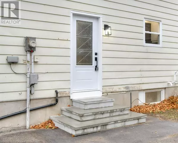 Waterloo, ON N2L5X2,24 B KAREN Walk