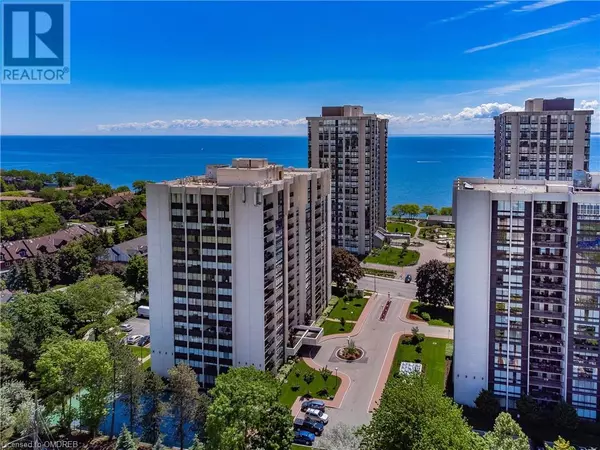 Oakville, ON L6L5L5,2175 MARINE Drive Unit# PH6