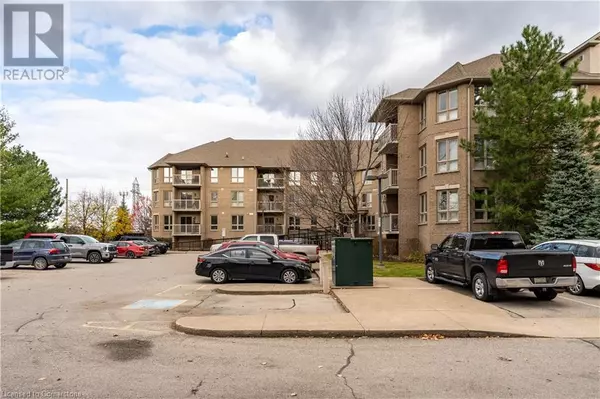 Grimsby, ON L3M0A1,56 KERMAN Avenue Unit# 310