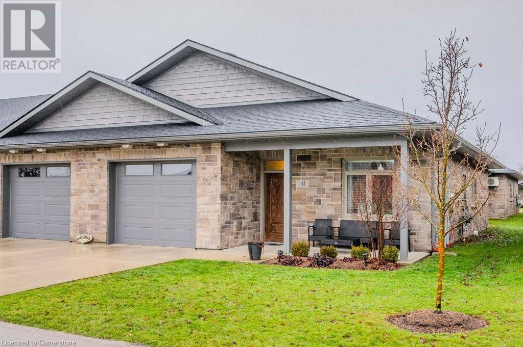 Listowel, ON N4W0H4,375 MITCHELL RD South #41