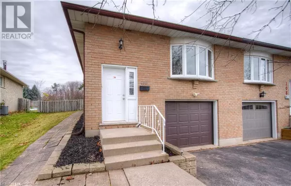 Kitchener, ON N2E2P8,110 UXBRIDGE Crescent