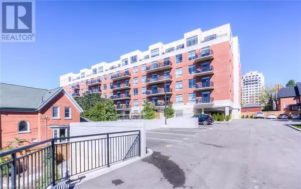 Kitchener, ON N2M1A3,399 QUEEN Street S Unit# 202