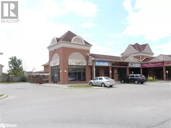 Barrie, ON L4N0Y4,2 MARSELLUS DR #16