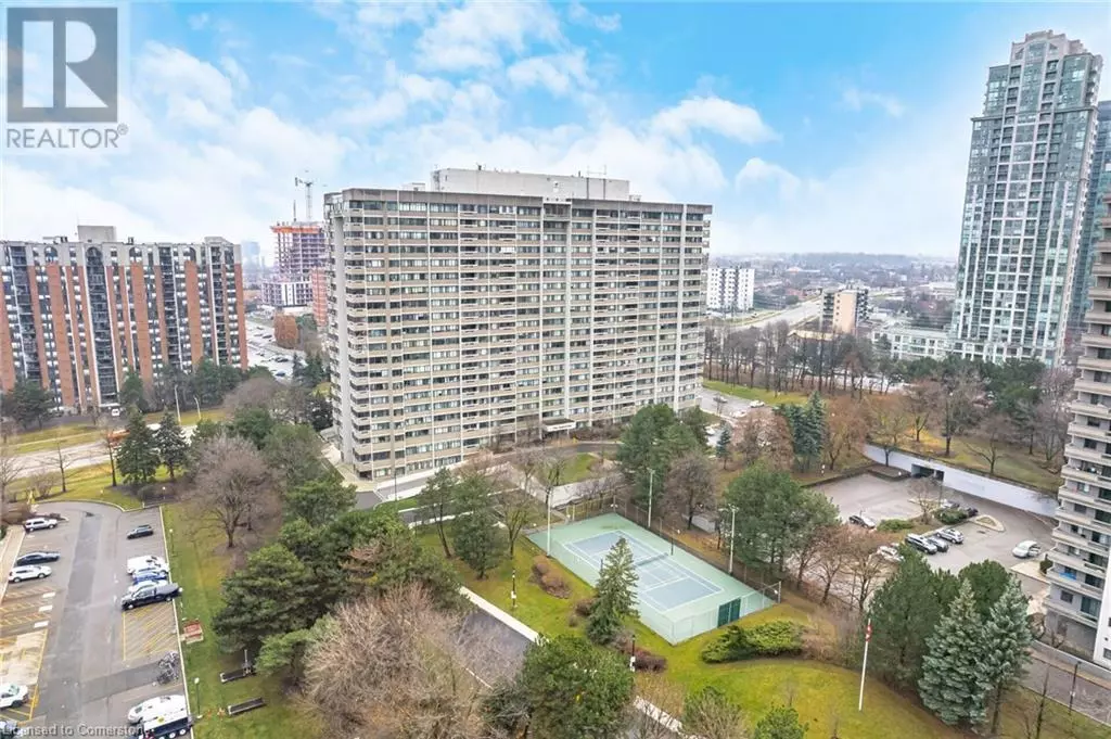 Mississauga, ON L5A3X2,50 ELM Drive E Unit# 706