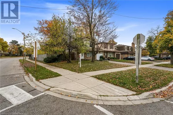 Mississauga, ON L5N1Z8,3037 OSLO Crescent